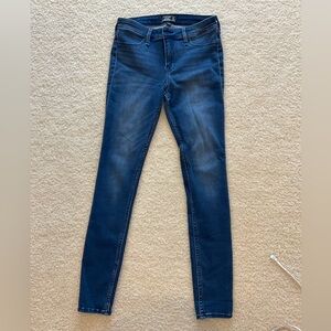 Abercrombie & Fitch Dark Blue Skinny Jeans